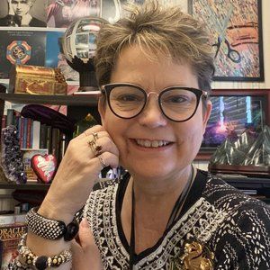 Meet your Posher, Jamie